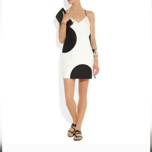 Chic Black and White Sleeveless Dress
